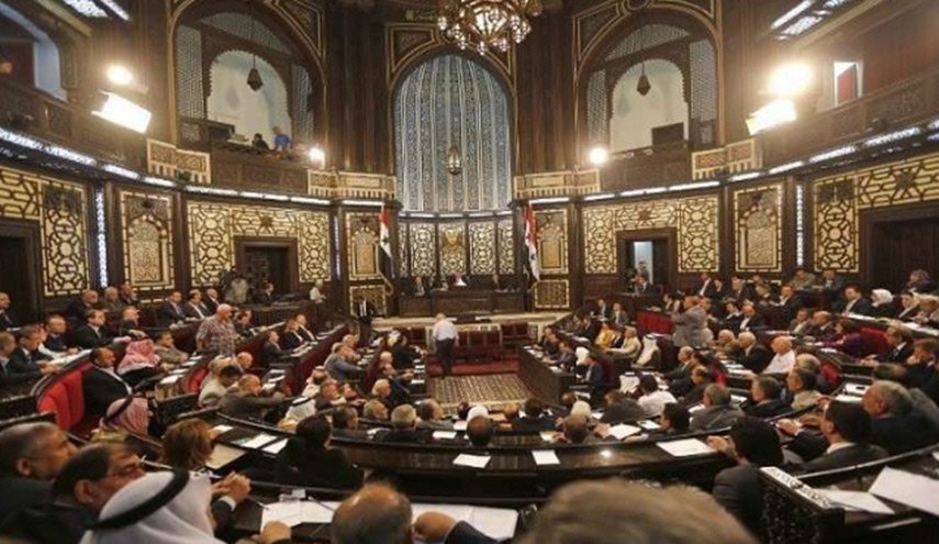 اللجنة الدستورية السورية.. دستور جديد أم تعديل الدستور الراهن؟