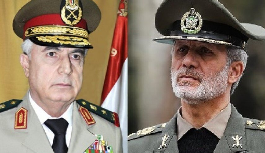وزيرا دفاع إيران وسوريا يؤكدان تعزيز التعاون الدفاعي