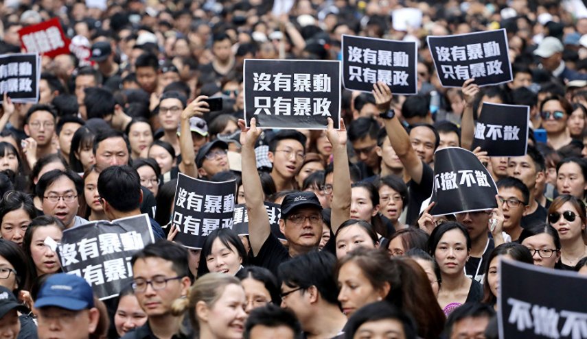 تظاهرات في هونغ كونغ تزامنا مع ذكرى تأسيس جمهورية الصين الشعبية