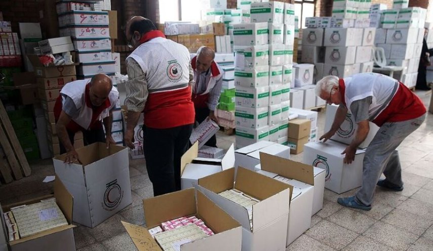 40 طنا من المعدات الطبية من محافظة يزد الى كربلاء المقدسة