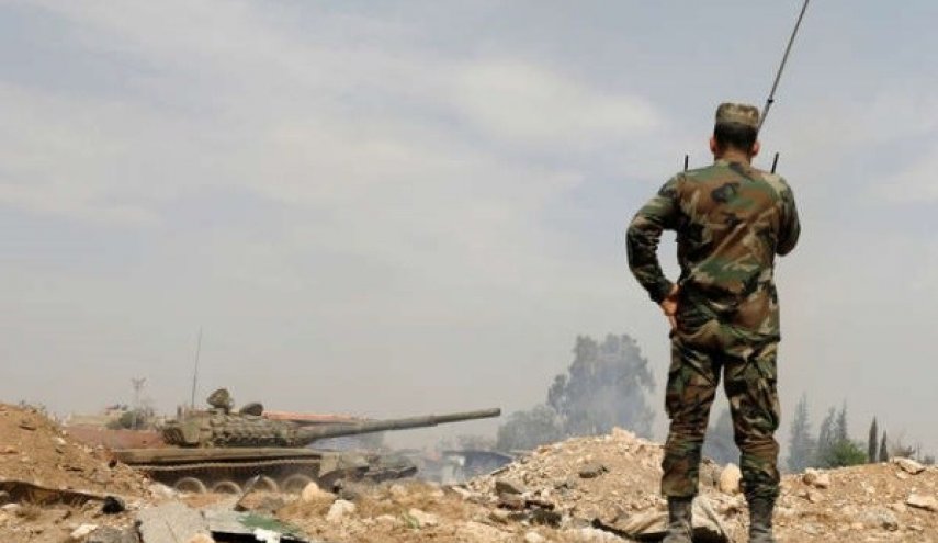پاسخ ارتش سوریه به نقض آتش‌بس در ادلب/تروریست‌ها مانع خروج غیرنظامیان می‌شوند