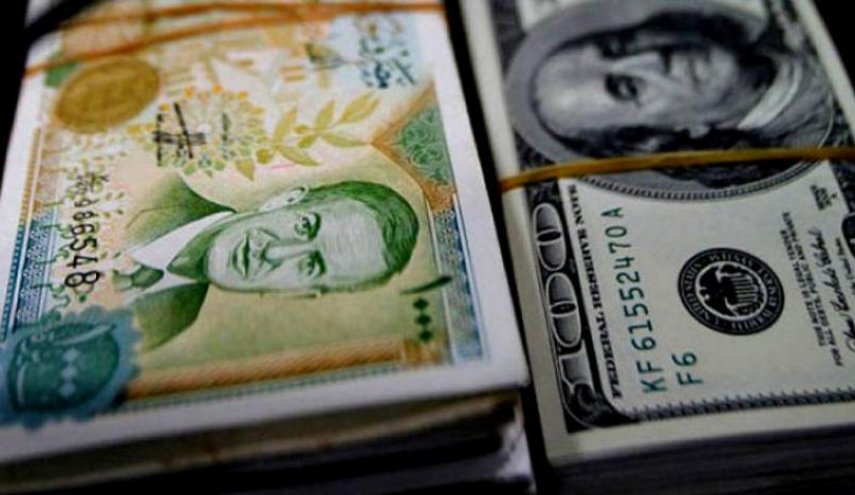 انخفاض سعر الدولار مقابل الليرة السورية