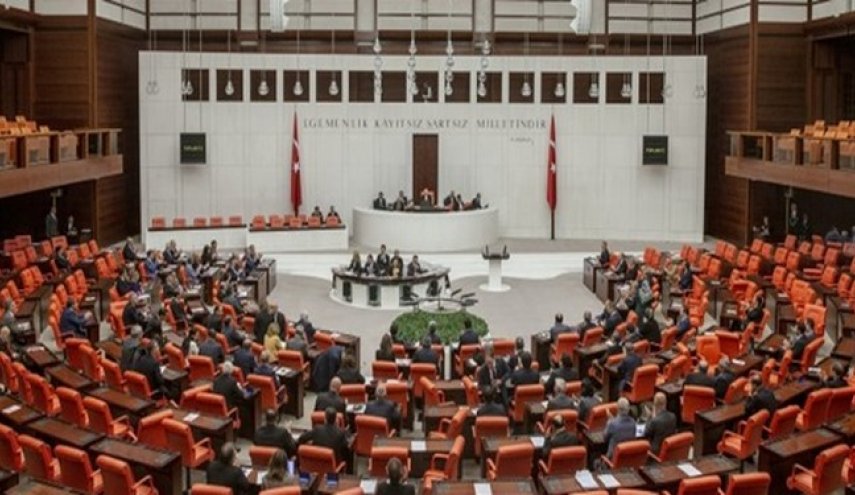 پارلمان ترکیه، با تمدید عملیات نظامی در عراق و سوریه موافقت کرد