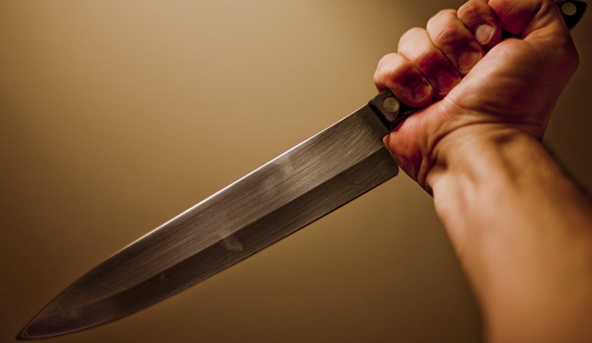 رجل يطعن المارة في هامبورغ بسكين
