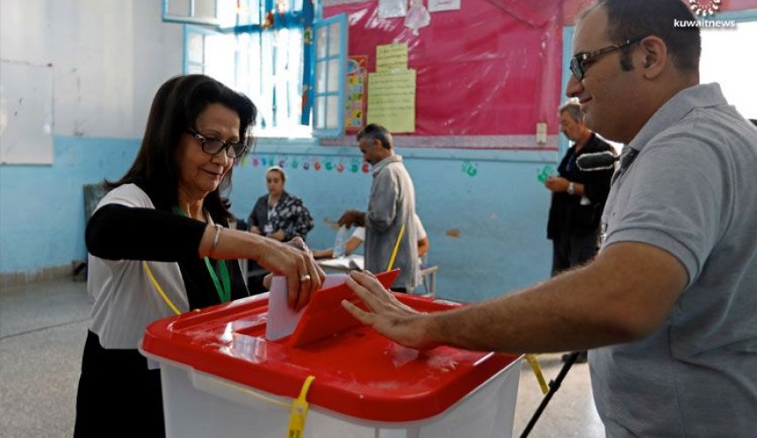 بدء التصويت لجولة الإعادة الحاسمة لانتخابات رئاسة تونس