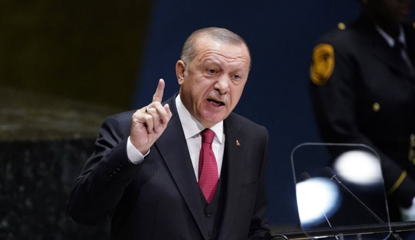 أردوغان يهدد ويتوعد..'تركيا لن تتراجع عن هجوم سوريا'