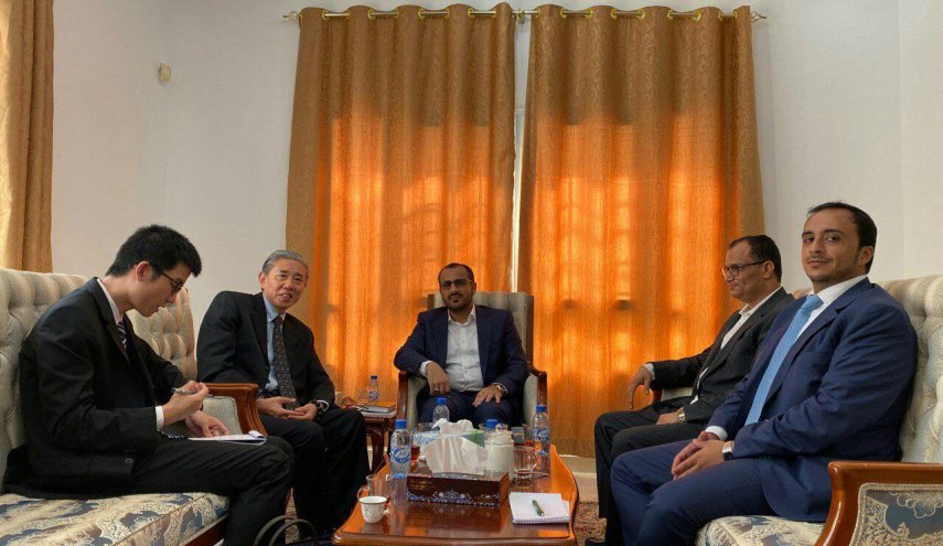 دیدار عبدالسلام با سفیر چین در یمن/ تاکید بر لزوم حل مسالمت آمیز بحران یمن