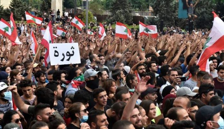 استمرار التحرك والغضب الشعبي في مختلف المناطق اللبنانية