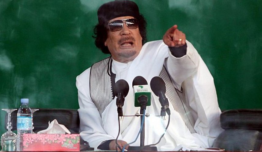 هذه الدولة قتلت القذافي..رسائل سرية تكشف كارثة!