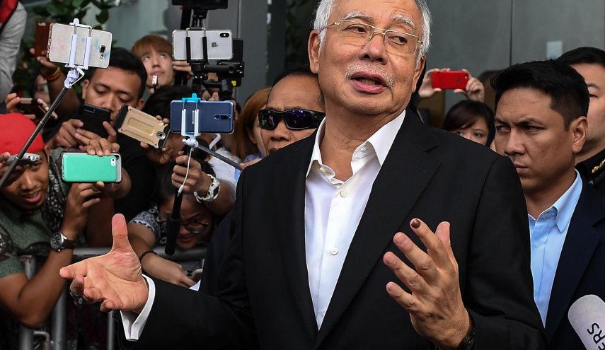 الادعاء الماليزي: رئيس وزراء السابق  خائن
