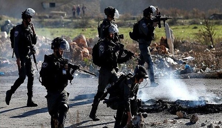 زخمی شدن دهها فلسطینی در یورش صهیونیستها به رام الله