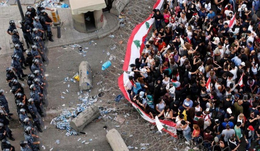 مصادر لبنانية: منحى جديد للجيش غدا بالتعاطي مع قطع الطرقات