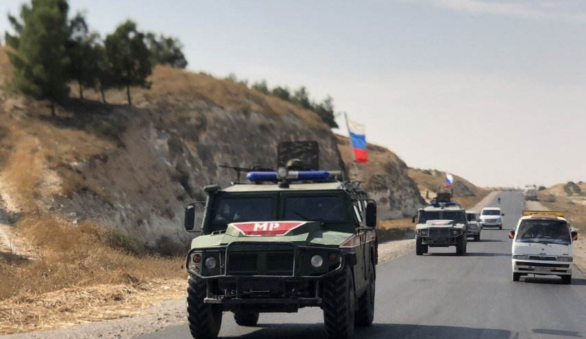 روسيا ترسل عشرات المدرعات إلى قاعدة حميميم في سوريا
