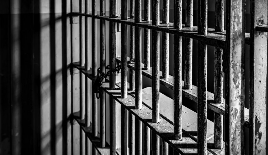 إدارة سجن جو المركزي البحريني تحرم معتقلاً من العلاج