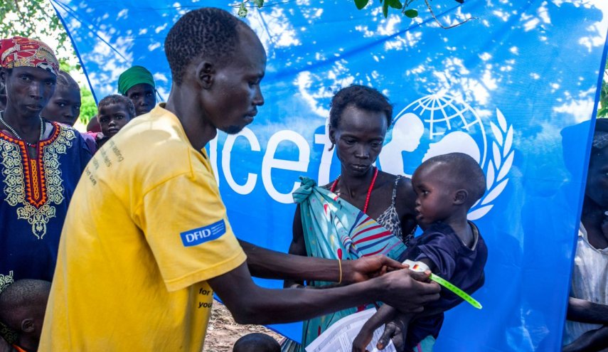 مقتل ثلاثة عمال إغاثة في جنوب السودان وتعليق فحوصات الايبولا