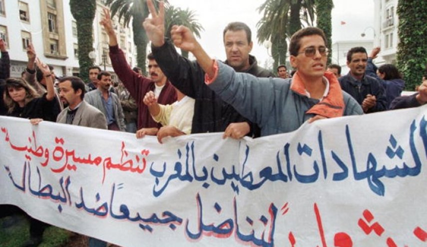 51 % من خريجي الجامعات تتجاوز بطالتهم 12 شهرا في المغرب
