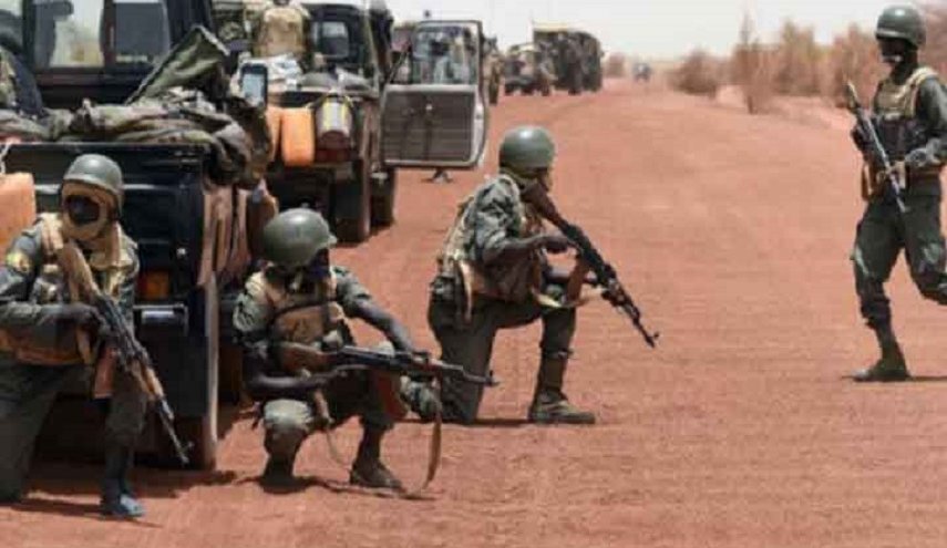 49 قتيلا من قوات الجيش المالي اثر هجوم لمسلحين 