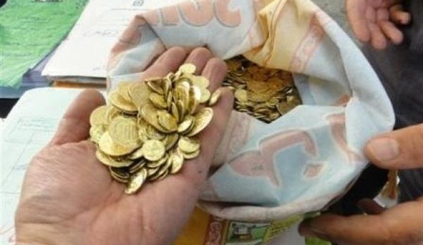 سازمان اطلاعات سپاه باند تولید و توزیع سکه‌های تقلبی طلا و اسکناس‌های جعلی ‌را در تبریز متلاشی کرد
