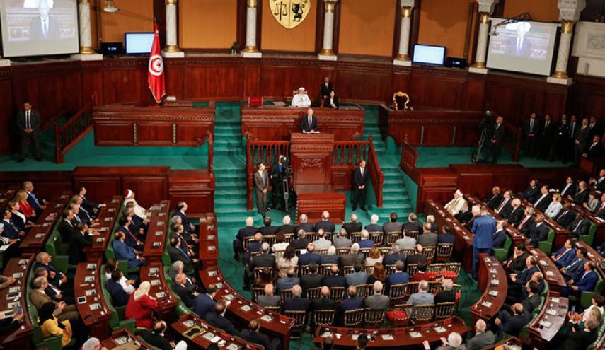 البرلمان التونسي يفتتح أولى جلساته العامة
