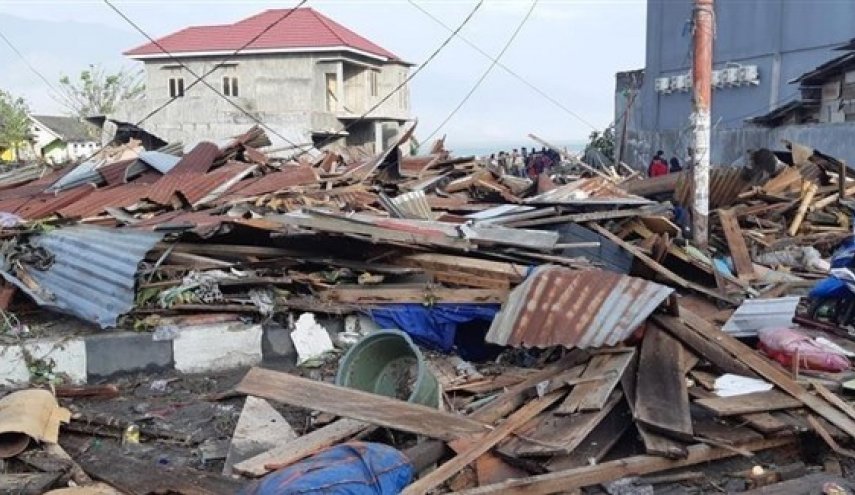 زلزال بقوة 7.1 ريختر يضرب إندونيسيا وتحذيرات من تسونامي