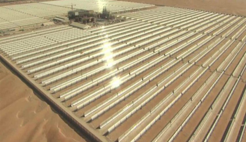 حريق بمحطة طاقة شمسية ضخمة في الإمارات