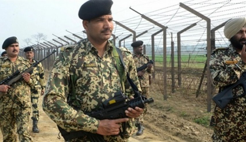 مقتل جندي هندي وإصابة اثنين في انفجار بالقرب من كشمير
