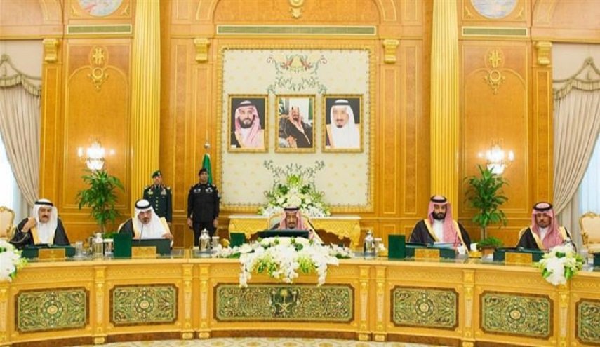 بعد صمت.. تنديد سعودي خجول بالغارات الاسرائيلية علی غزة 