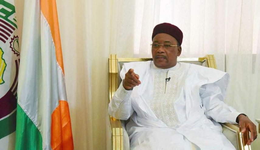 رئيس النيجر يصف الأحداث في غينيا بيساو بـ