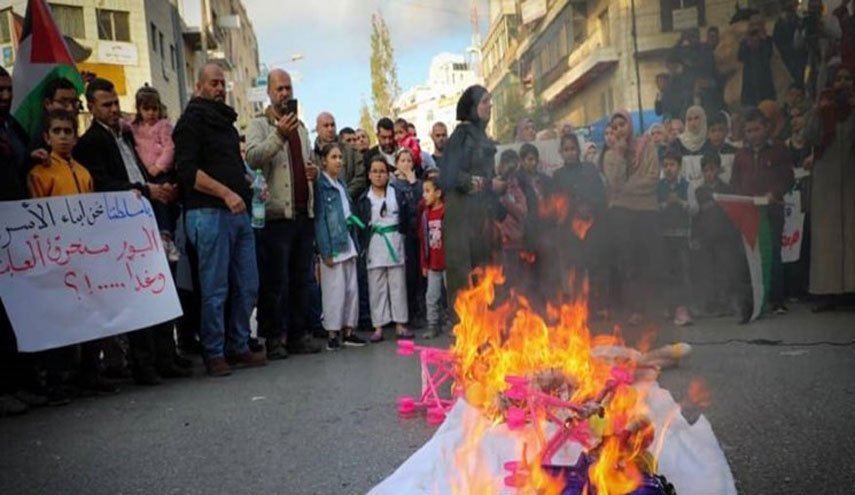 اعتراض جالب توجه فرزندان اسرای فلسطینی در رام الله