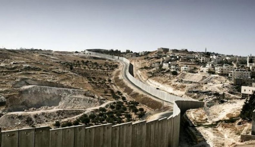 قيود جديدة على دخول الفلسطينيين لأراضيهم الزراعية في مناطق التماس