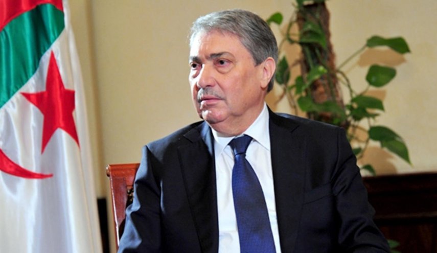 بن فليس يصف ظروف إجراء انتخابات الرئاسة الجزائرية بالمقبولة 