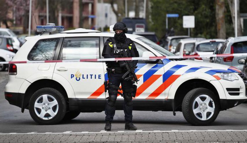 اعتقال شخصين للاشتباه في إعدادهما لهجوم إرهابي بهولندا
