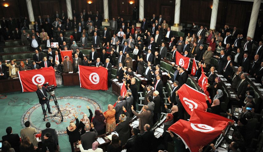 تونس..سجال حاد في البرلمان ومخاوف من عدم المصادقة على قانون المالية