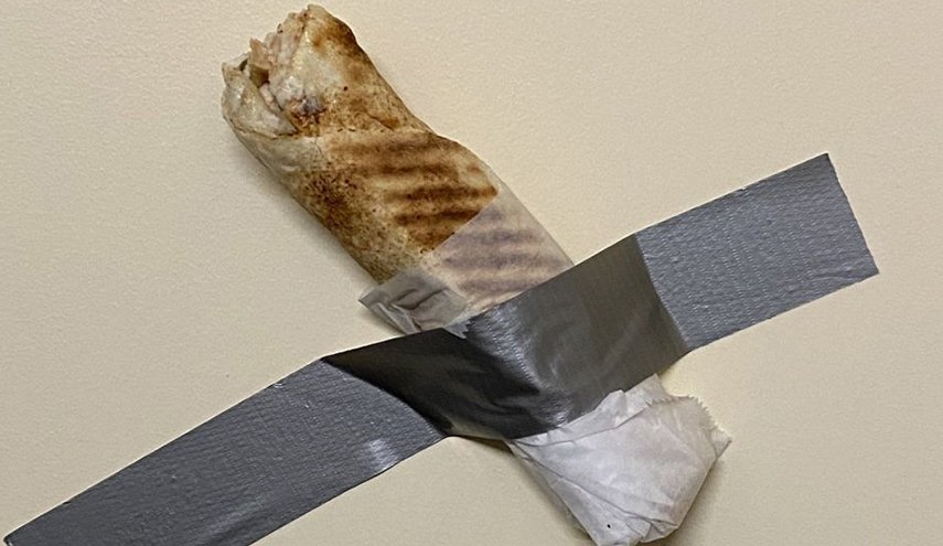 بالصورة.. ’شاورما على الحائط’ الرد العربي الأمريكي على موزة موريزيو