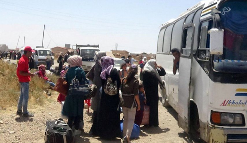 عودة نحو 850 لاجئا سوريا من الأردن ولبنان
