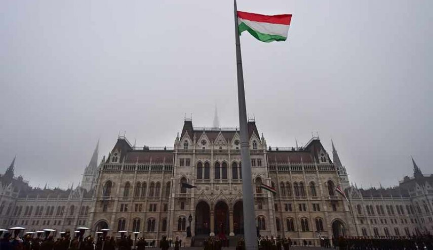 هنغاريا تقدم للطلاب السوريين 200 منحة دراسية