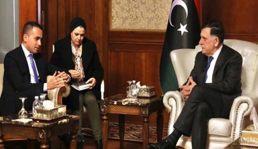 دیدار وزیر خارجه ایتالیا با «حفتر» و «سراج» در لیبی 