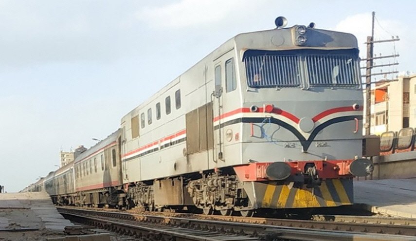 7 قتلى في حادث اصطدام قطار بسيارة في مصر