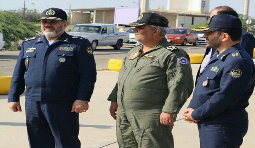  قائد سلاح الجو الايراني يتفقد مشروع تطوير مقاتلات