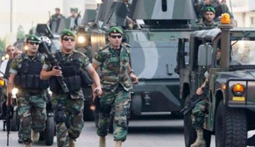 لبنان.. الجيش يقبض على عصابة سورية في طرابلس