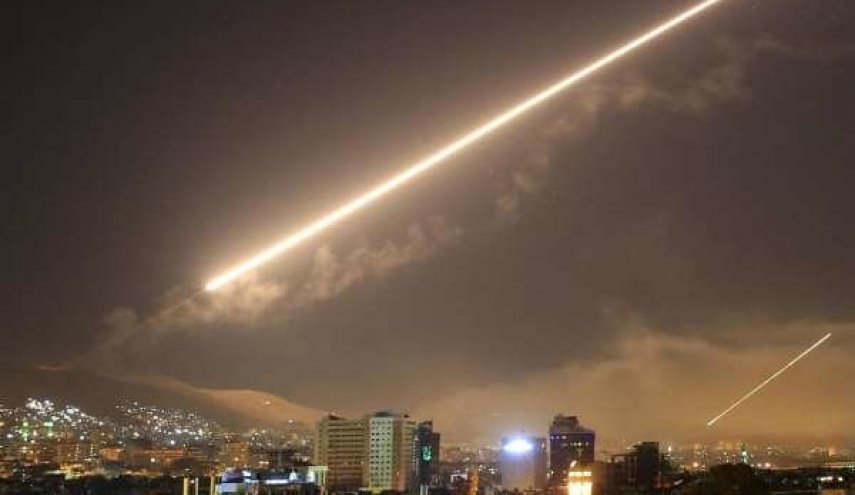 واکنش پدافند هوایی سوریه به حمله موشکی صهیونیست‌ها