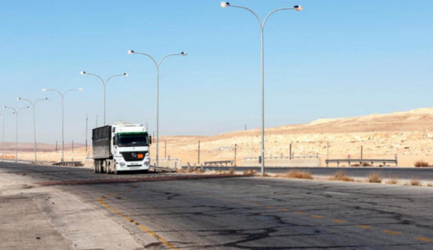 سوريا تلغي الرسوم الإضافية على الشاحنات الأردنية