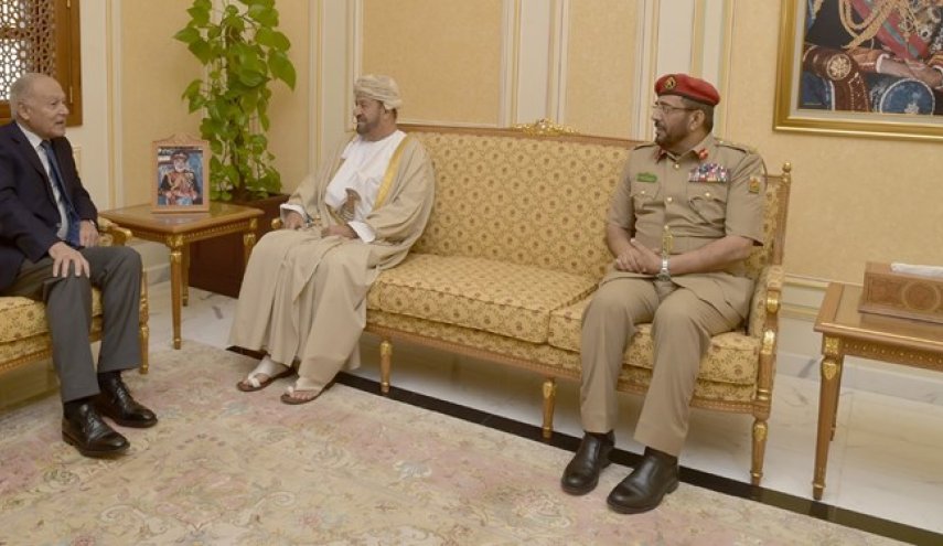 دیدار ابوالغیط با وزرای خارجه و دفاع عمان
