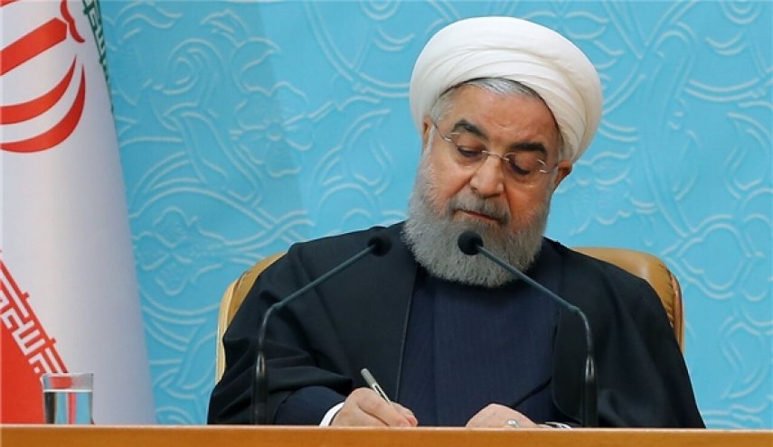 الرئيس الايراني يهنّئ نظراءه بمناسبة العام الميلادي الجديد