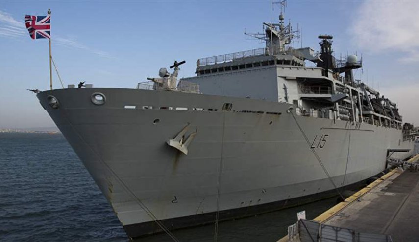 بريطانيا سترسل سفينتين حربيتين الى مضيق هرمز
