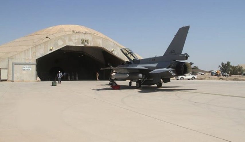 قاعدة بلد الجوية في العراق تتعرض لقصف صاروخي