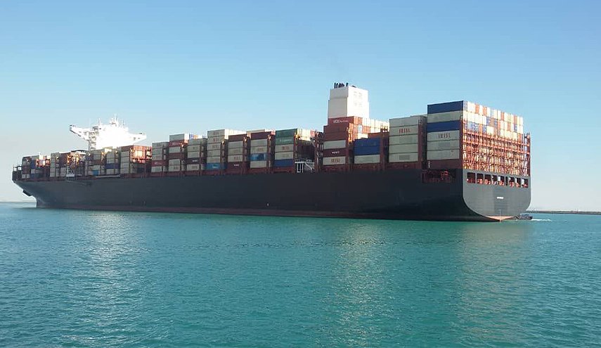 رسو اكبر سفينة حاويات ايرانية في ميناء 'الشهيد رجائي'