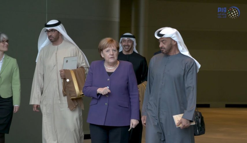 بن زايد يبحث مع ميركل حول لیبیا