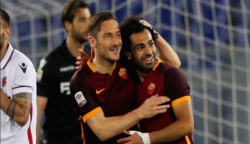 توتي: صلاح لاعب 