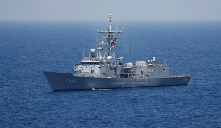 رصد کشتی نظامی ترکیه حامل زره پوش در نزدیکی سواحل لیبی
